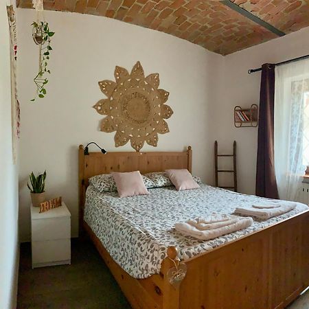 La Casa Rosa Apartment Piobesi d'Alba Екстериор снимка